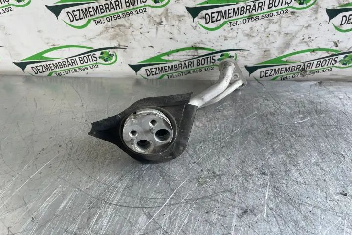 Conducta AC BMW Seria 3 2001 320d MT (136 hp)