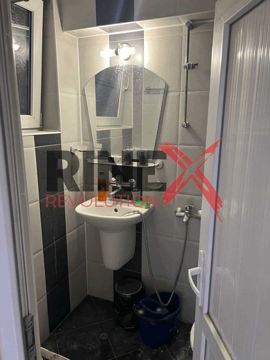 Дава се под наем Тристаен апартамент в Пловдив, Център - 110 кв.м за 700 € - Снимка #1