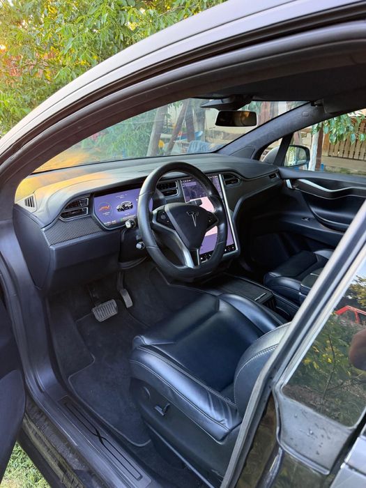 TESLA Model X 2018 — imagine 5