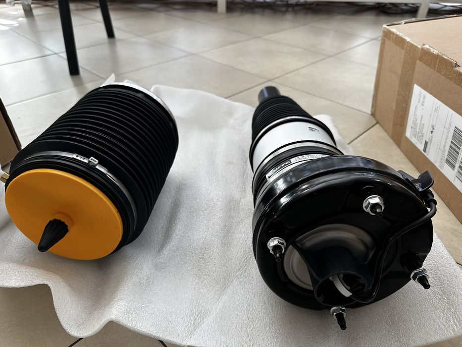 Амортисьор 850 лв възглавници 280 лв зазаден 370   . Audi  A6 C7.  A7