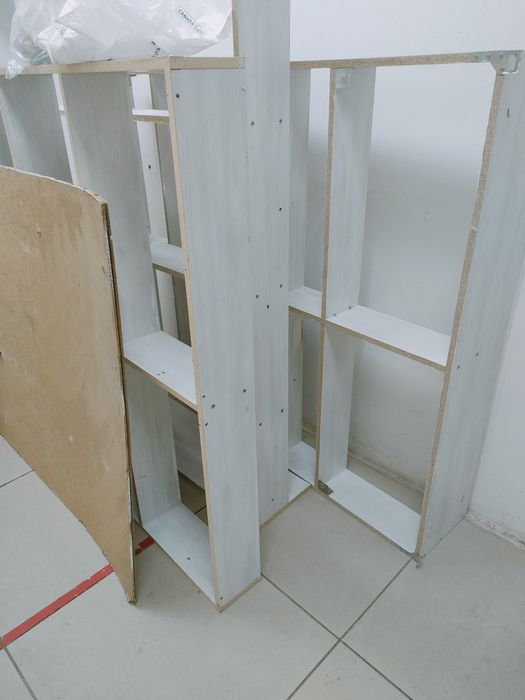 Продам полки 4 шт