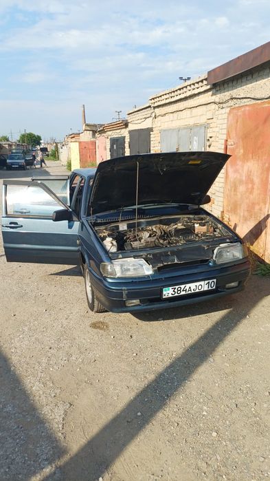 Продам машину ваз 2115