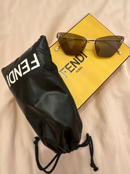 Очила FENDI с кутия