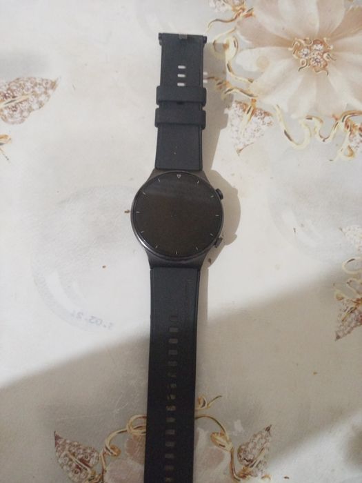 Смарт чесы хуавей про GT 2