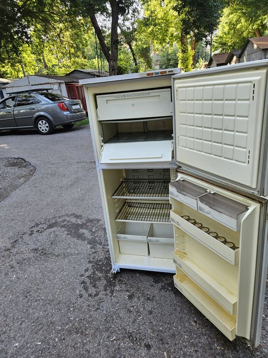 Продаётся холодильник