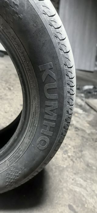 Продам шины комплект