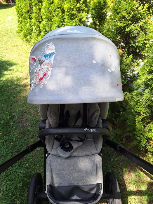 Продавам бебешка количка cybex priam - шаси + летен кош