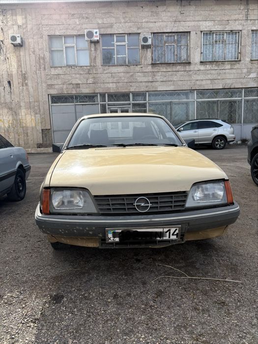 Продам Опель Рекорд 1984 года.