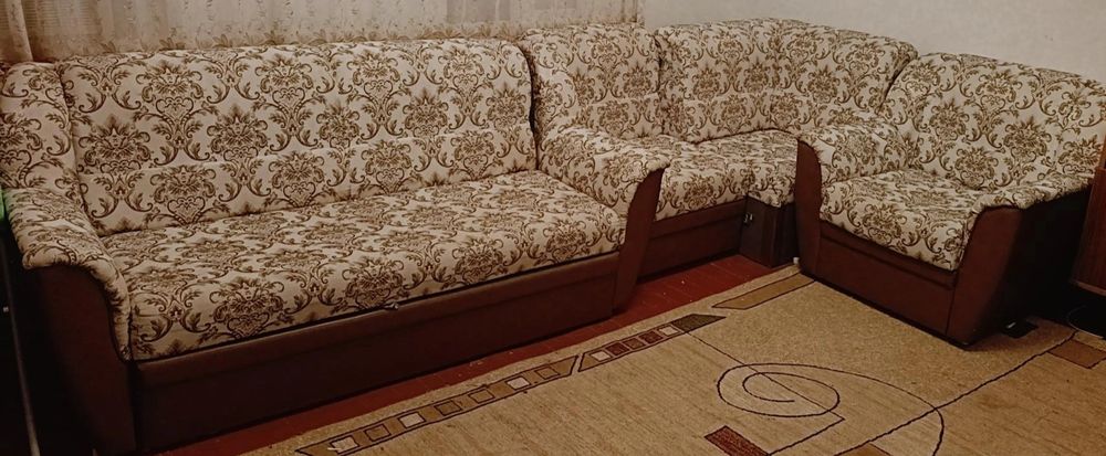 Продаётся диван раздвижной с креслом