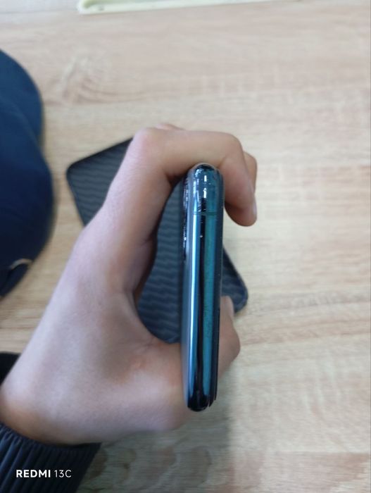 Iphone 11 max kor dok bor