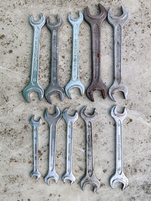 Faruri stopuri volan  lot de piese mercedes 190 w201 w123 w124 w140