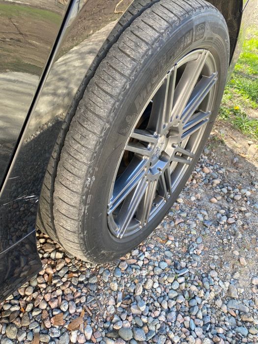 Диск с резиной R18