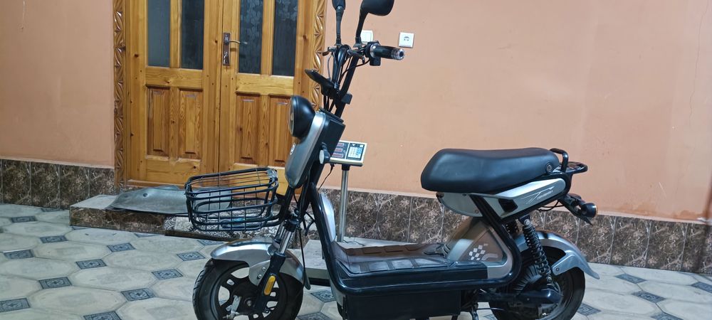 Elektro skuter sotiladi