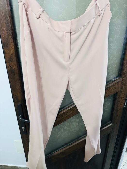 Pantaloni dama roz pudra noi marimea 48