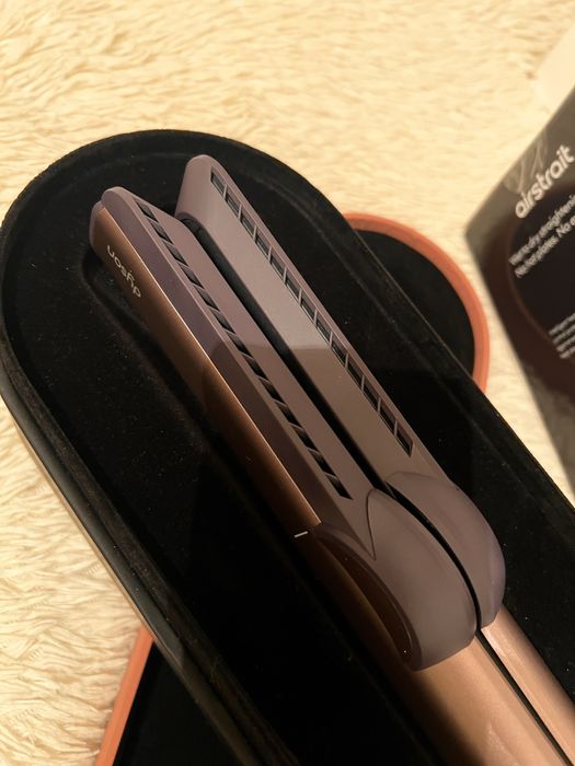 Dyson Airstrait фен-выпрямитель