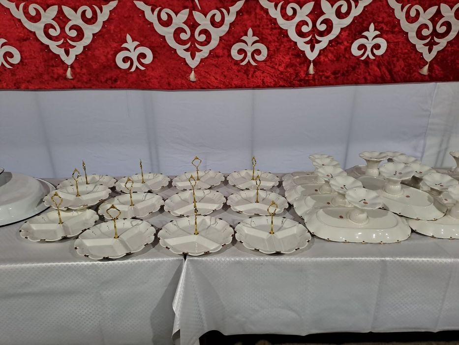 Палатка, темир үй сатылады