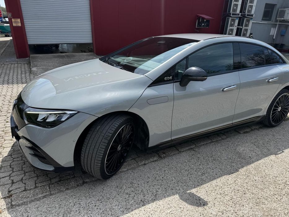 Mercedes-Benz EQE Posibilitate preluare leasing cu avans 20.000 faraTVA (rest-32 rate)