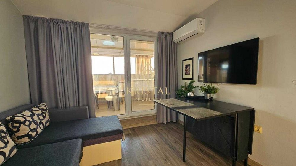 Продава се Двустаен апартамент в к.к. Слънчев бряг - 49 кв.м за 1572 €/кв.м - Снимка #3