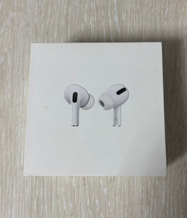 Airpods pro 1 поколения