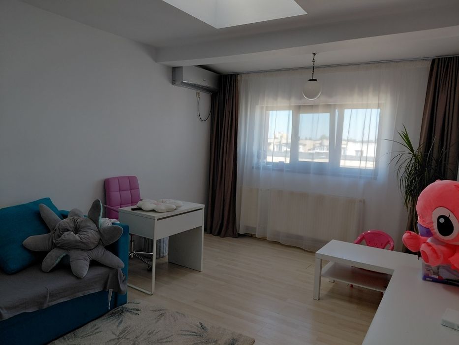Vând apartament 2 camere  zona cin cin