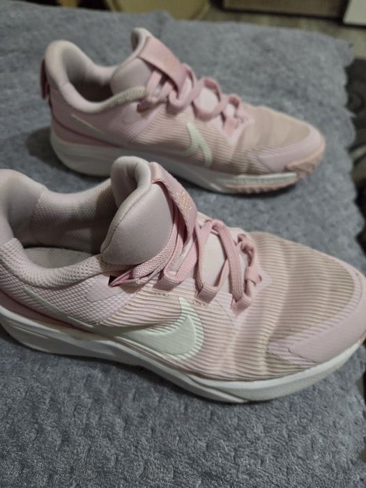 Маратонки Nike 33n