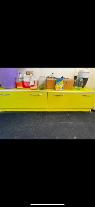 Маленький шкафчик в кухню