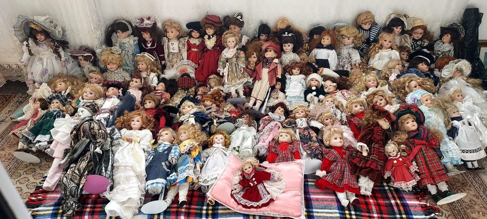 De vînzare multe vechituri antichități 100 lei bucata cine ia tot