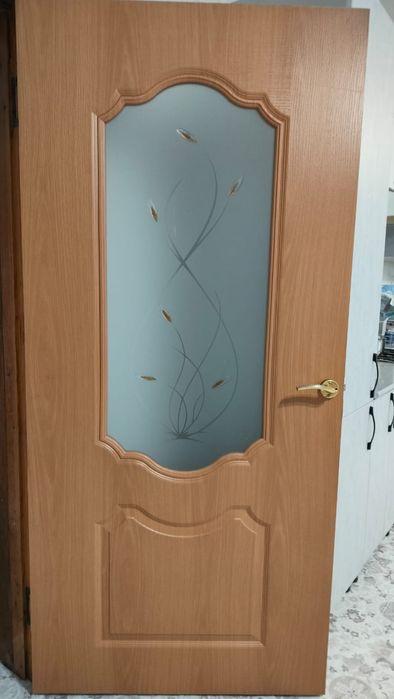 Продам б/у двери