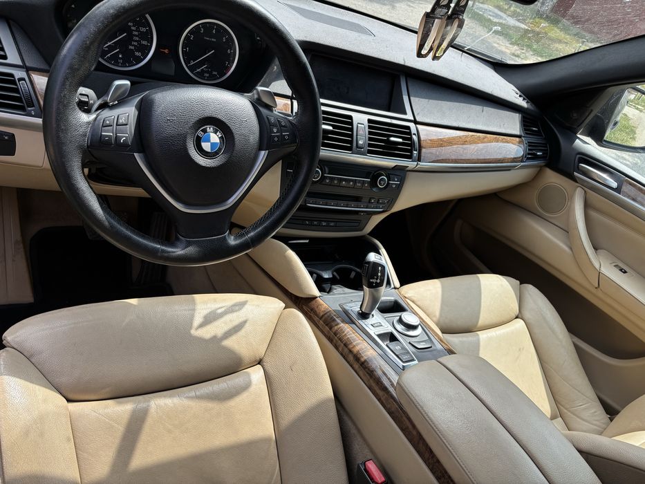 Urgent Bmw x6 3.5i full