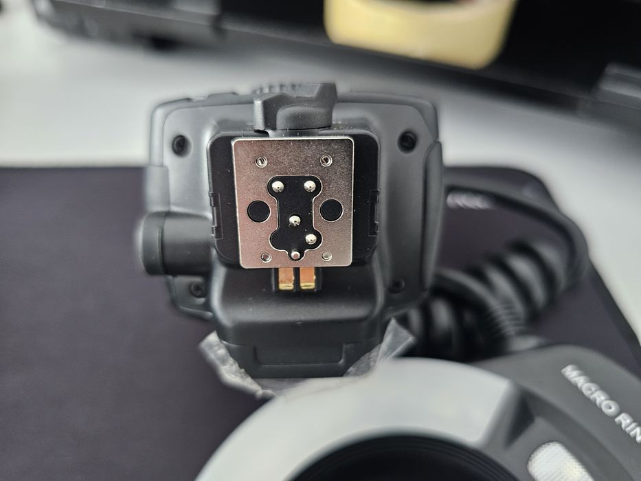 Blitz Macro Ring Meike MK-14EXT TTL pentru Nikon