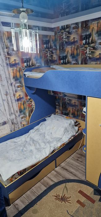 Гарнитур для детской комнаты