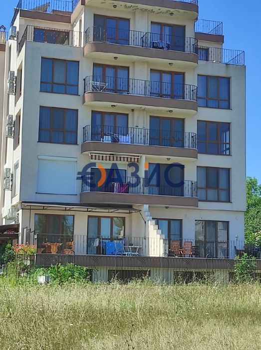 Продава се Тристаен апартамент в Черноморец - 113 кв.м за 947 €/кв.м - Снимка #9