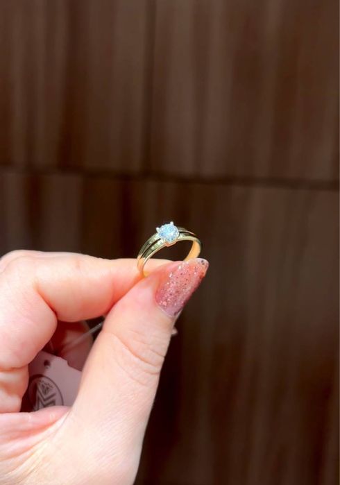 Золотое нежное обручальное кольцо. Золото 585. Есть доставка.