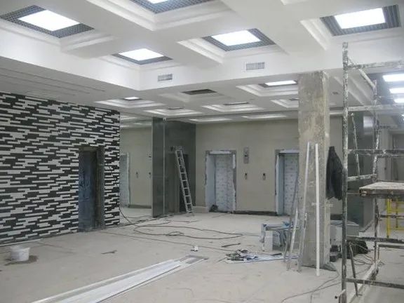 „Interioare de Vis și Zugrăveli Profesionale”