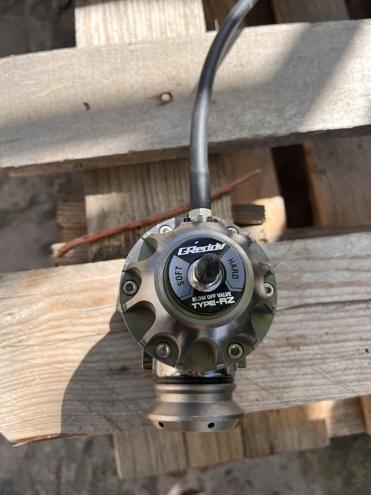 Разтоварващ клапан GReddy Blow Off Type RZ