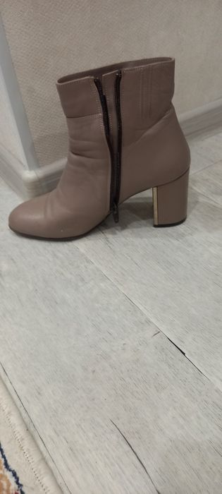 Продам 38 размер