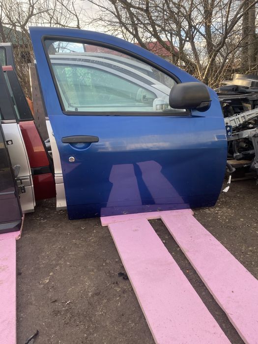 Portiera duster dreapta fata completa cu oglinda 2014