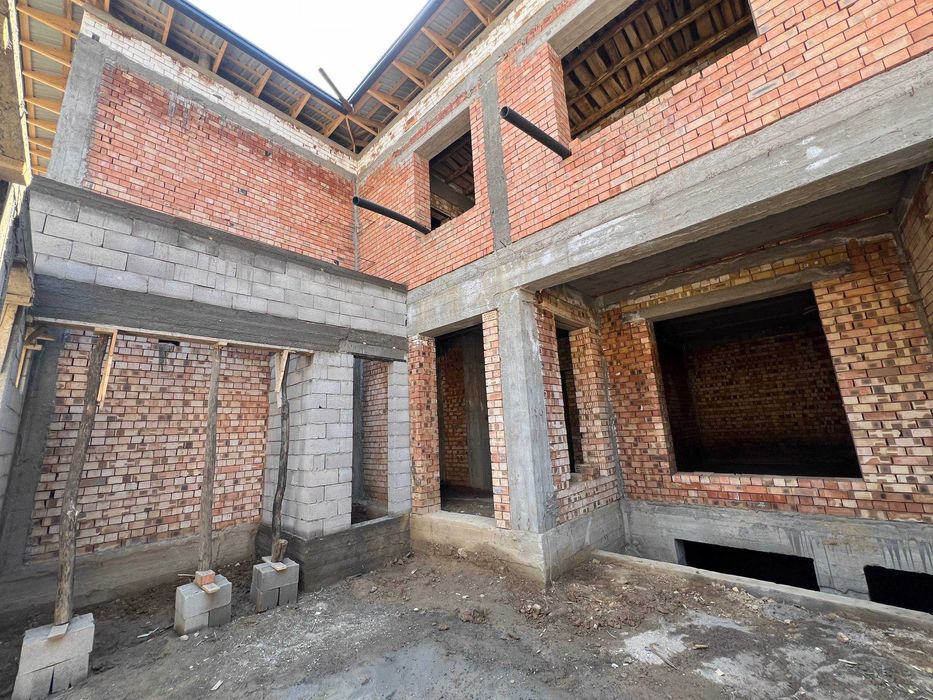 Коттедж сотилади янги коробка холатда