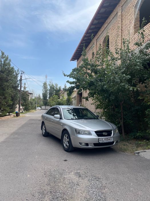Hyundai sonata NF 2007