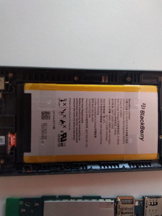 почти нова батерия за blackberry LEAP Z20 и основна платка оригилна