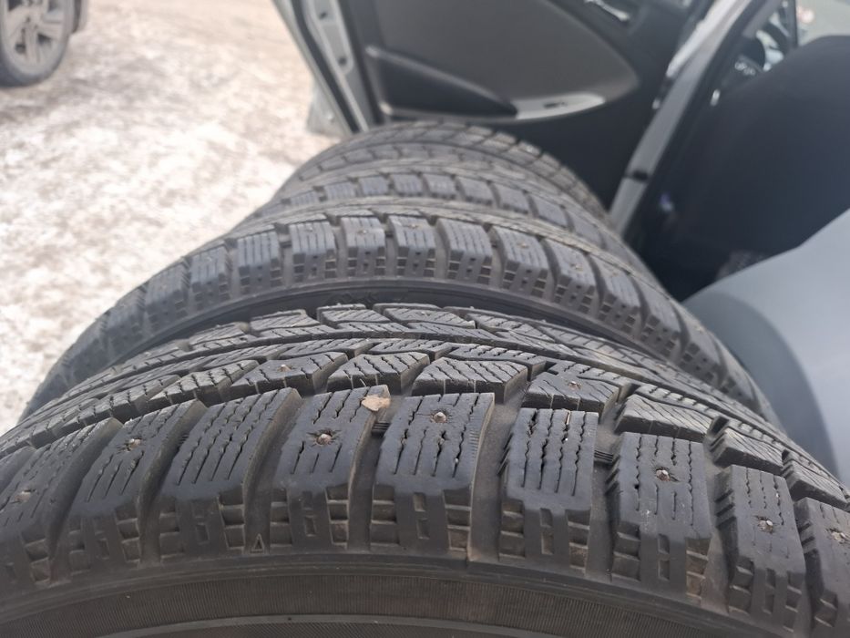 Продам шины 4шт в отличном. Состоянии