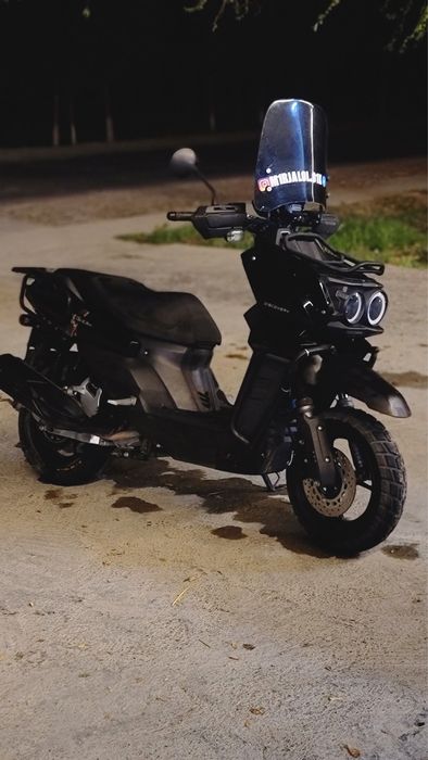 Tank skuteri sotiladi malumoti ideal 100 km ga 3 litr benzn rashot