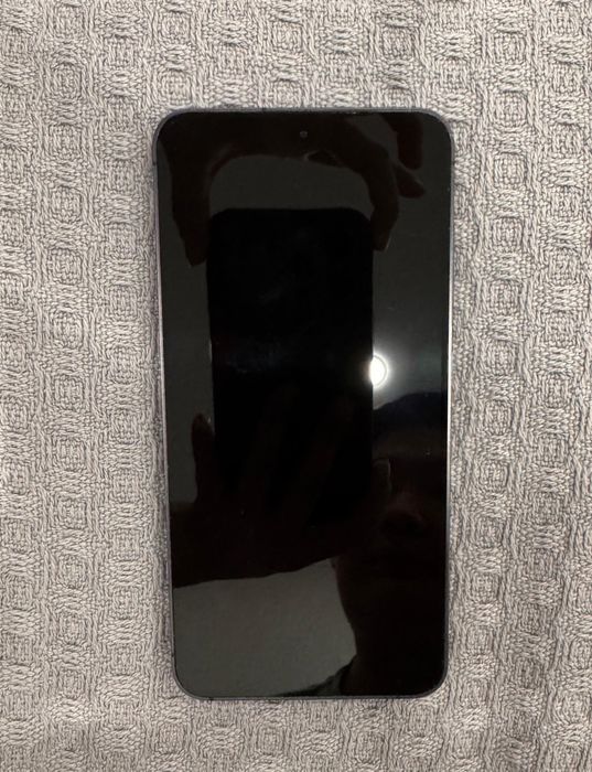 Продам Samsung Galaxy S24 8/256