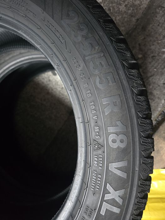 Semperit 235/55 R18 104V MS iarnă