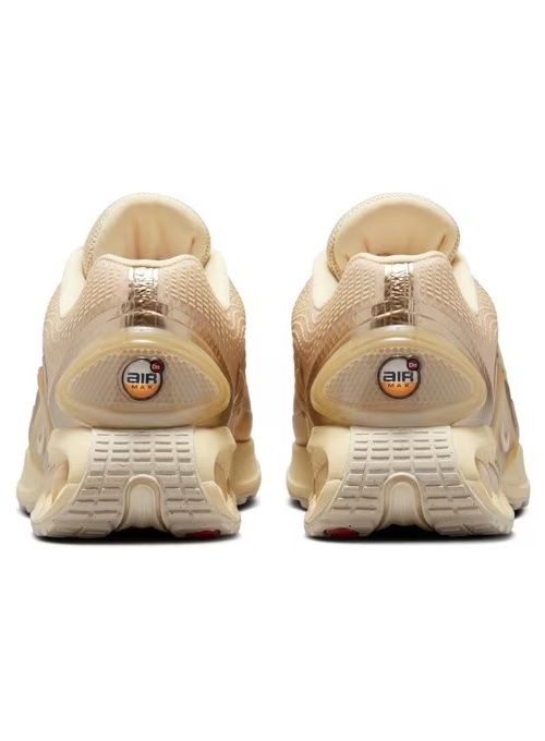 Дамски маратонки Nike Air Max Dn HV4861 200