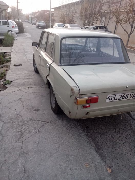 Vaz 2101 kapeyka sotiladi