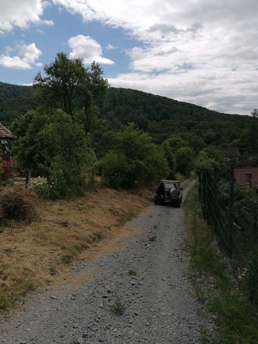 De vanzare teren intravilan 4500 mp,cu casa veche in Sovata