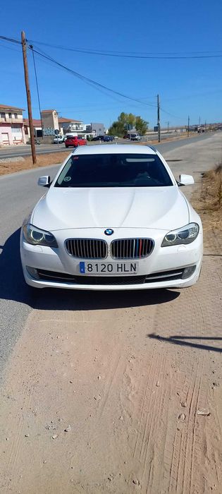 De vanzare BMW 520d f11 masina personala ,recent adusa