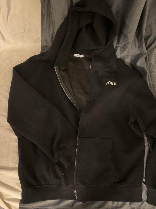 Разгрузка гардероба