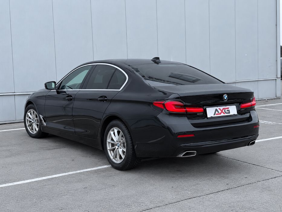 BMW Seria 5 2022 — imagine 3